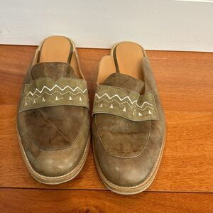 Sundance Embroidered Mules Olive green leather flats shoes loafer 40 9.5 US